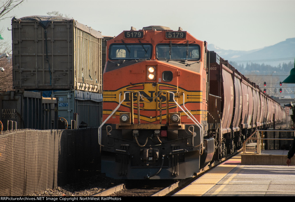 BNSF 5179